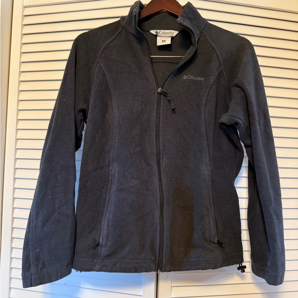 Columbia Women's  Black Fleece Jacket